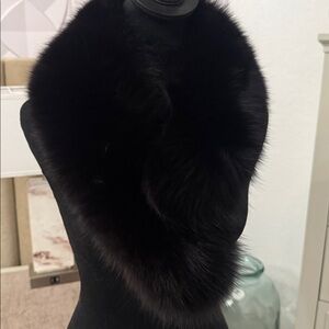 Saga black fox fur clip on scarf